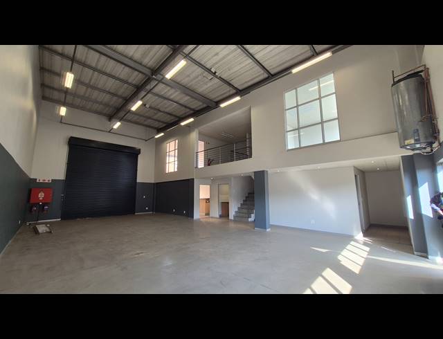 226M² WAREHOUSE TO LET IN SILVERTON